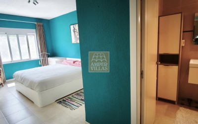 A beautiful semi-detached house with lovely sea views in Sierra Altea Golf.